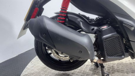 Piaggio Medley 2023 ONLY 4K 125CC LEARNER SCOOTER 15 BHP NEW MOT WARRANTY 7