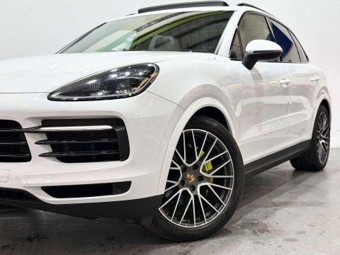 Porsche Cayenne 3.0 V6 E-Hybrid 14kWh SUV 5dr Petrol Plug-in Hybrid TiptronicS 4WD Euro 6 ( 12