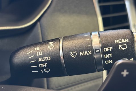 Land Rover Discovery SD6 36 Commercial HSE 31