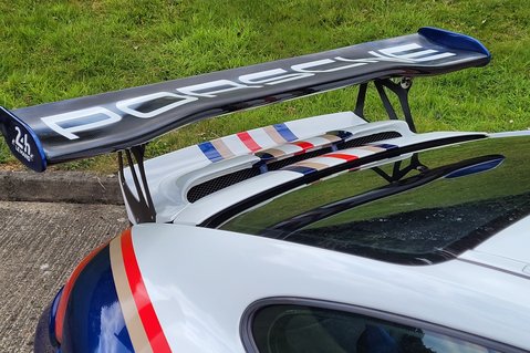 Porsche 911 CARRERA 4S 17