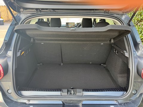 Dacia Sandero Stepway Comfort Hatchback 5dr Petrol Manual Euro 6 (s/s) (90 ps) 12