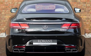 Mercedes-Benz S63 AMG Coupe 5