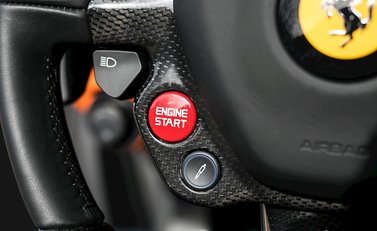 Ferrari LaFerrari 14