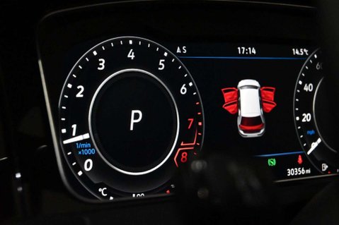 Volkswagen Golf R TSI 4MOTION DSG 47