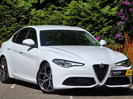 Alfa Romeo Giulia 2.0 Giulia Veloce TB Auto 4dr