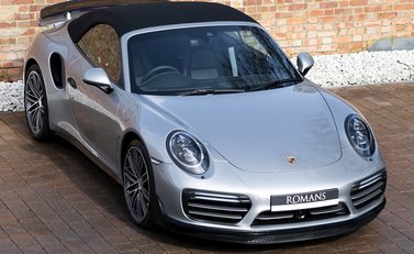 Porsche 911 Turbo Cabriolet (991.2) 9