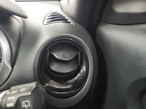 Nissan Juke 1.2 Juke N-Connecta DiG-T 5dr 45