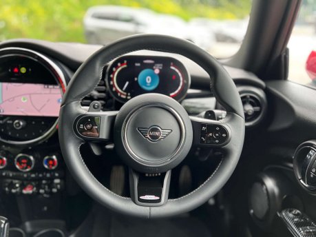 Mini Hatch 2.0 John Cooper Works Auto 3dr 22