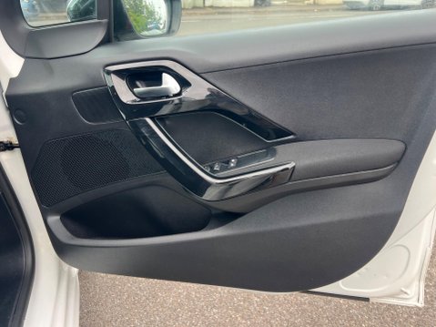 Peugeot 208 1.2 PureTech Allure Euro 6 5dr 32