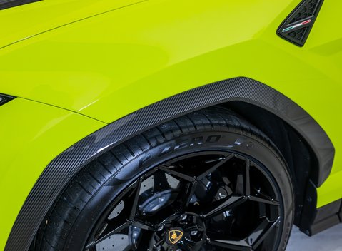 Lamborghini Urus PERFORMANTE 43