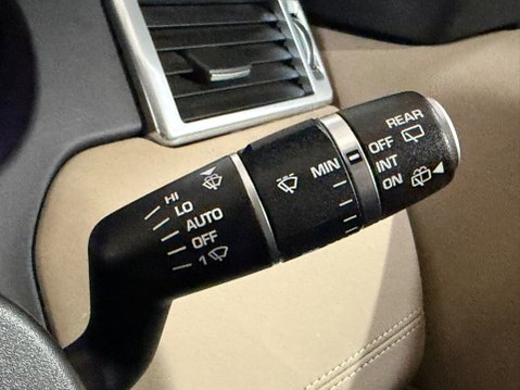Land Rover Discovery Sport SD4 HSE 27