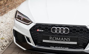 Audi RS5 Coupé 23