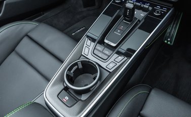 Porsche 911 Turbo S CABRIOLET (992) 19