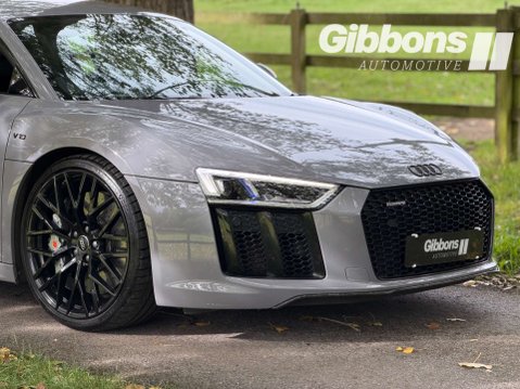 Audi R8 5.2 R8+ Quattro V10 Semi-Auto 4WD 2dr 6