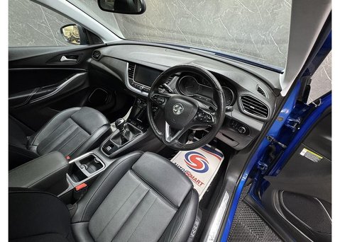 Vauxhall Grandland X 1.5 Turbo D BlueInjection Elite Nav SUV 5dr Diesel Manual Euro 6 (s/s) (130 35