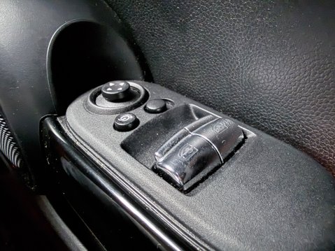 Mini Hatch 1.5 COOPER SPORT 25