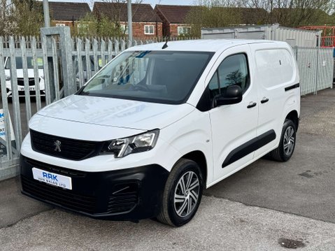 Peugeot Partner 1.5 Partner Professional Premium+ BHDi 31