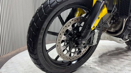 Ducati Scrambler 800 ICON 2016 ONLY 9K LEO VINCE EXHAUST LONG MOT 803CC 17