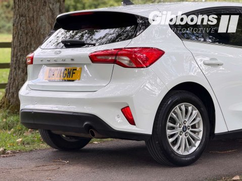 Ford Focus 1.0 Focus Titanium 5dr 15