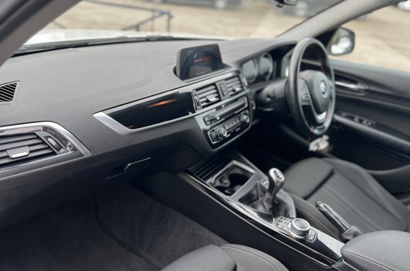 BMW 1 Series 116D SPORT 23