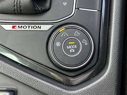 Volkswagen Tiguan 2.0 Tiguan SEL TSi 4Motion Semi-Auto 4WD 5dr 67