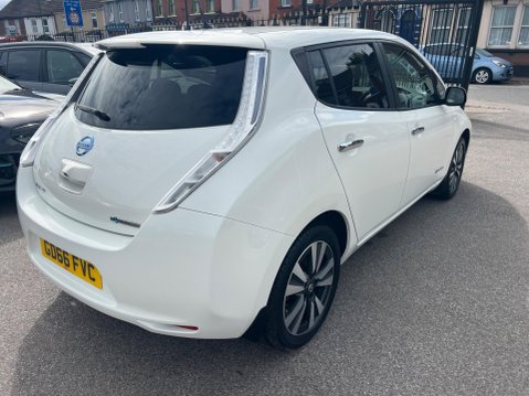 Nissan LEAF 30kWh Tekna Auto 5dr 5
