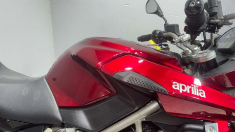 Aprilia Shiver GT 2011 ONLY 20K 1 OWNER NEW MOT VERY CLEAN SUPERMOTO 750CC 21