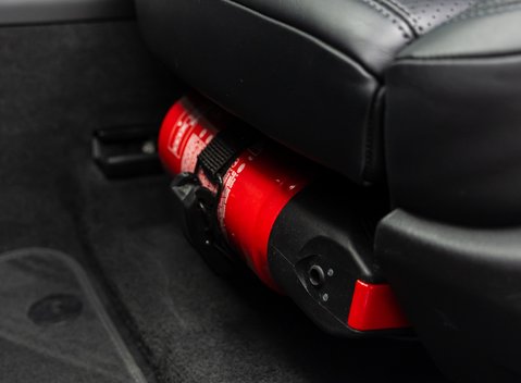 Porsche Macan TURBO 19