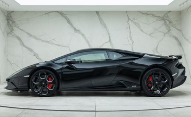 Lamborghini Huracan TECNICA 5