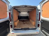 Renault Trafic SWB L1H1 [SOLD CR] Low Roof Black Edition SL28 Air Con Nav Sensors EURO 6 N 9