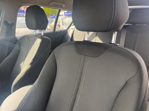 BMW 1 Series 1.5 118i Sport Euro 6 (s/s) 5dr 29