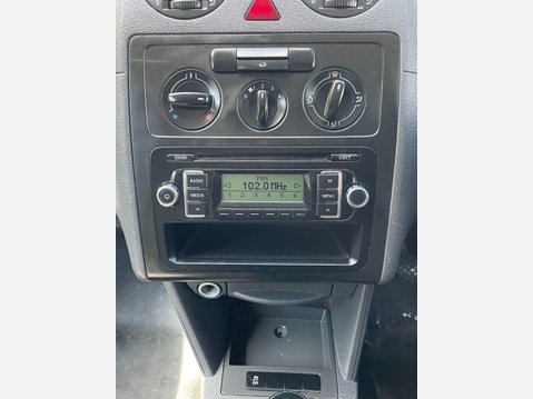 Volkswagen Caddy Maxi 1.6 TDi C20 Maxi FWD 5dr 28