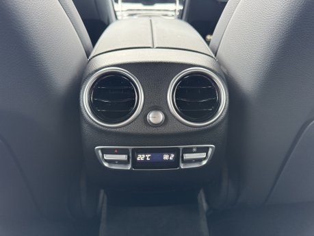 Mercedes-Benz GLC GLC 300 MHEV 4Matic AMG Line Auto Petrol SAT NAV/PARKTRONIC/SIDE STEPS 27