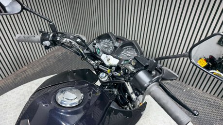 Honda CB GLR125 2018 ONLY 8K MOT OCTOBER 2027 125CC LEARNER BIKE 29