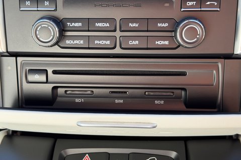 Porsche Macan TURBO PDK - HUGE SPEC - PAN ROOF - BOSE - CARPLAY 57