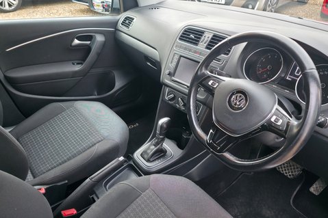 Volkswagen Polo 1.2 SE TSI AUTOMATIC.. 10 MAIN DEALER SERVICES.. £20 R/TAX..1OWNER  15