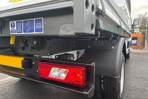 Ford Transit 350 L2 Drw 130 ps Single Cab Tipper - Air Con / Rear Camera / Cruise 22