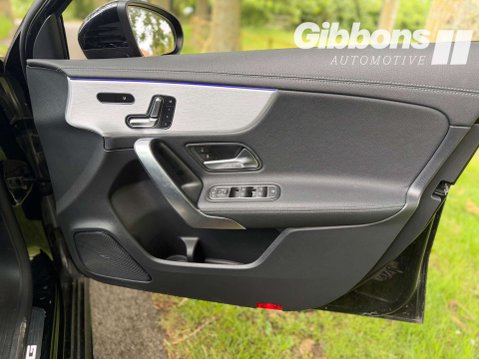 Mercedes-Benz A Class 2.0 AMG A 35 Premium + MHEV 4M A 4WD 5dr 34