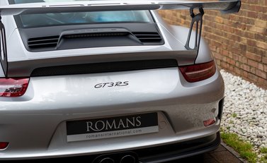 Porsche 911 (991) GT3 RS 29