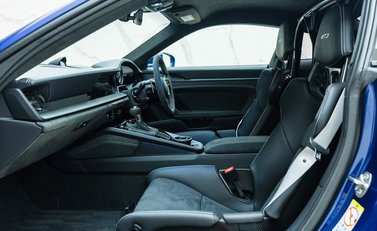 Porsche 911 GT3 (992) 10