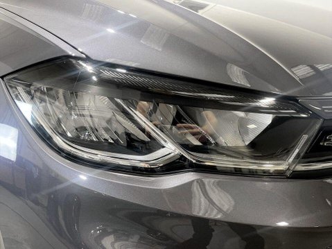 Volkswagen Polo 1.0 TSI R-Line Hatchback 5dr Petrol DSG Euro 6 (s/s) (95 ps) 9