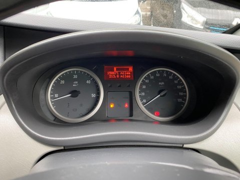 Vauxhall Vivaro 2.0 2900 CDTi Sportive Panel Van 4dr Diesel Manual FWD L3 (195 g/km, 113 bh 20