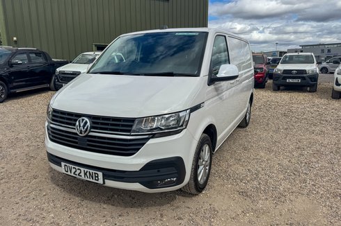 Volkswagen Transporter SWB L1H1 Low Roof Highline T28 Air Con Alloys Sensors EURO 6