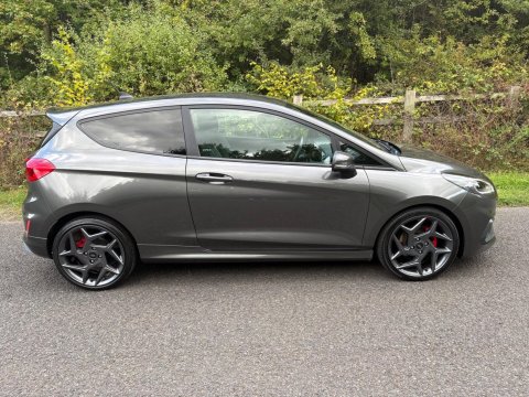 Ford Fiesta ST-3 6