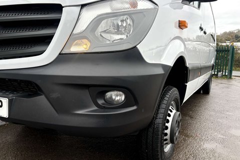 Mercedes-Benz Sprinter 516 Cdi 4x4 Lwb Hr Panel Van - Tail Lift / Air Con 23