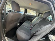 Ford Fiesta ZETEC 12