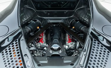 Ferrari SF90 Stradale 41