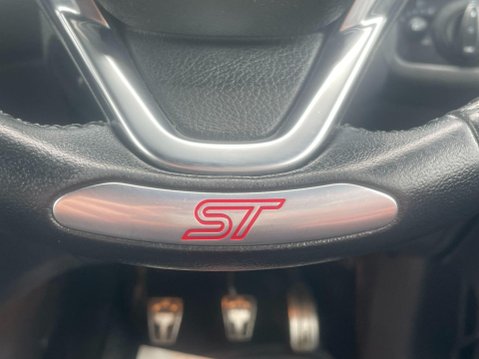 Ford Fiesta 1.6T EcoBoost ST-3 Euro 6 3dr 25