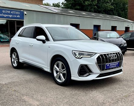 Audi Q3 1.5 Q3 S Line 35 TFSI Semi-Auto 5dr 4