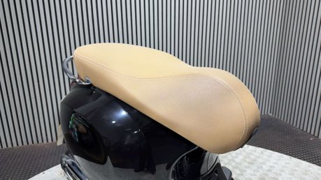 Piaggio Vespa Primavera 2021 9K LONG MOT SERVICED 125CC LEARNER LEGAL SCOOTER 11